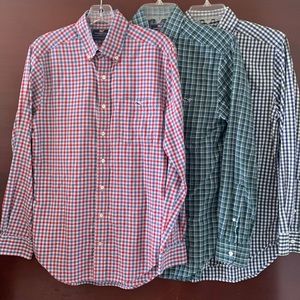 3 Vineyard Vines Men’s Small Button-Down Shirts